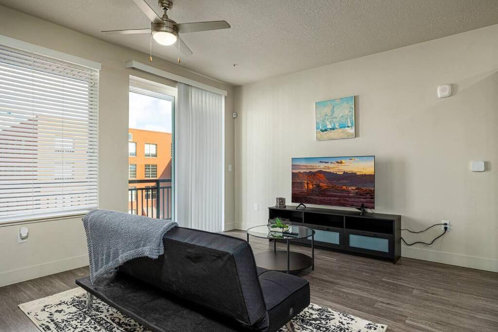 Modern 1B Downtown Slc With Wfh Setup, Gym, Fast Wi-Fi, Pool Daire Salt Lake City Dış mekan fotoğraf