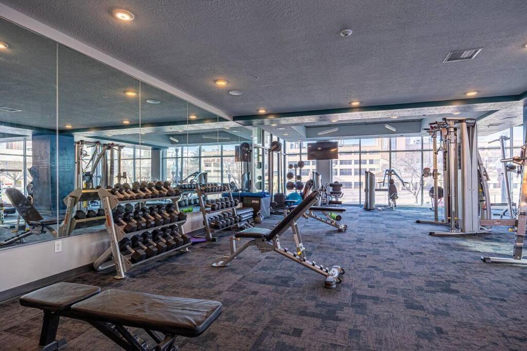 Modern 1B Downtown Slc With Wfh Setup, Gym, Fast Wi-Fi, Pool Daire Salt Lake City Dış mekan fotoğraf